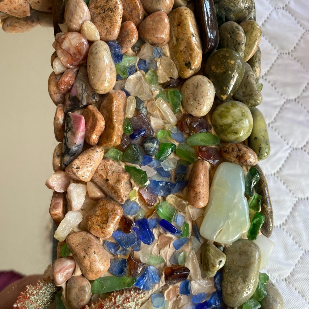 GORGEOUS HANDMADE ROCK & SEASHELL VINTAGE MIRROR ARTWORK (GUC) - Picture 6 of 8